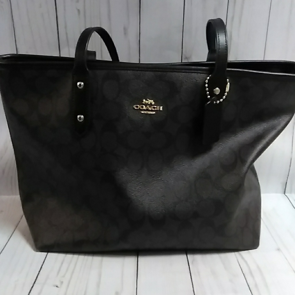 🍒SALE 🍒Coach purse